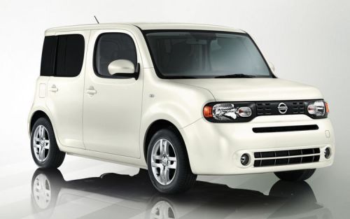 Nissan Cube Z11 white front