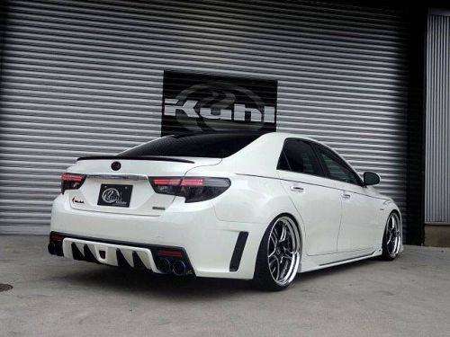 Toyota Mark X import bodykit