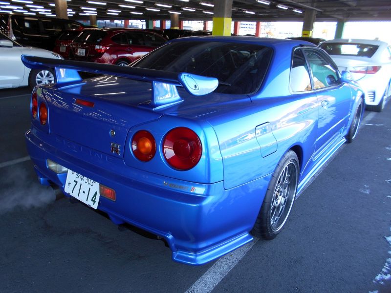 2001 R34 GTR VSpec II Bayside Blue right rear