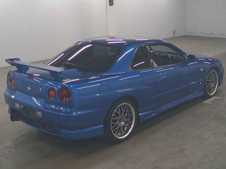 2001 Nissan Skyline R34 GT-T right rear