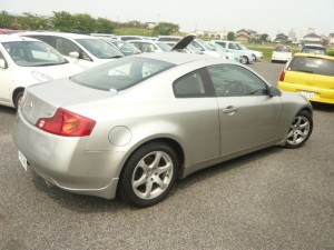 V35 coupe right rear