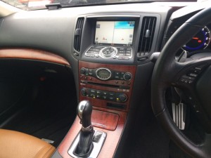 2010 Nissan Skyline V36 coupe TV centre console