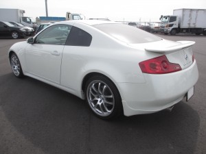 V35 Skyline 350GT Premium 6 speed