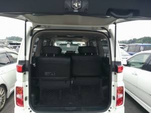 2008 Nissan Elgrand E51 rear space