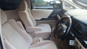 2013 Toyota Vellfire Welcab Sloper 2.4L wheelchair