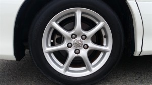 2008 Toyota Estima wheel