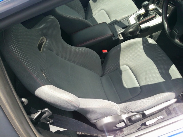 1999 Nissan Skyline R34 GTR driver seat