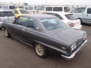 Skyline KGC10 GT coupe 12