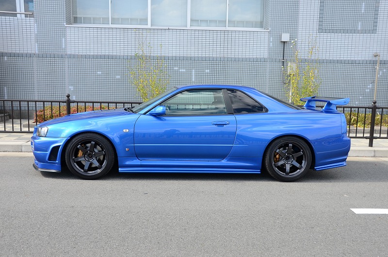 R34 GTR from Global Auto