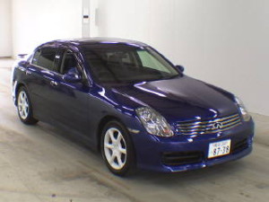 Skyline V35 Sedan front right