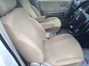 2007 Mitsubishi Delica D5 18
