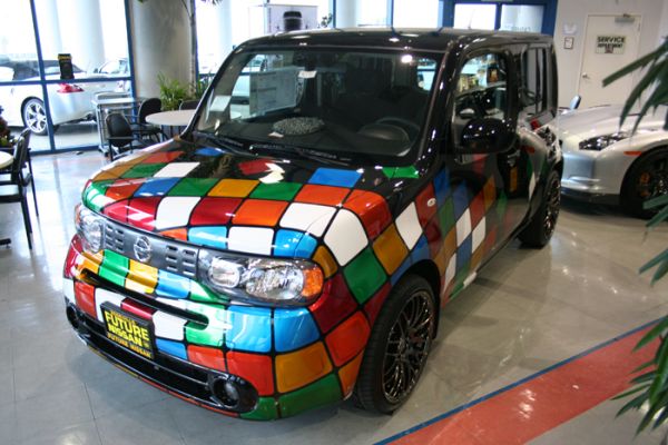 nissan-cube-z11-rubik