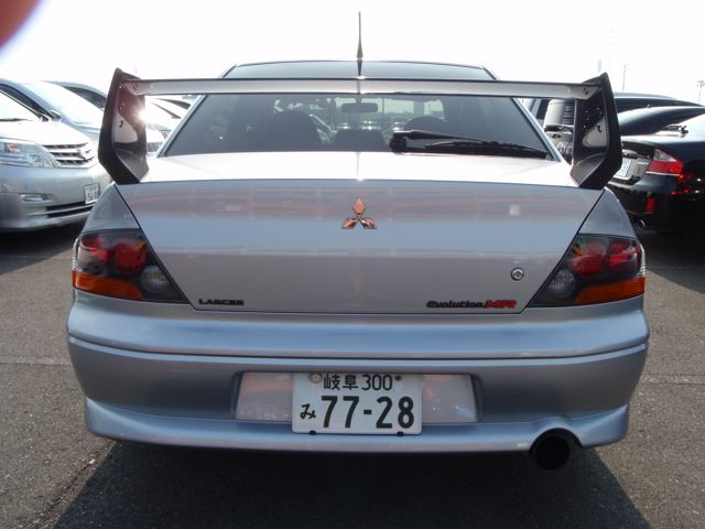2004 Mitsubishi Lancer EVO 8 MR rear