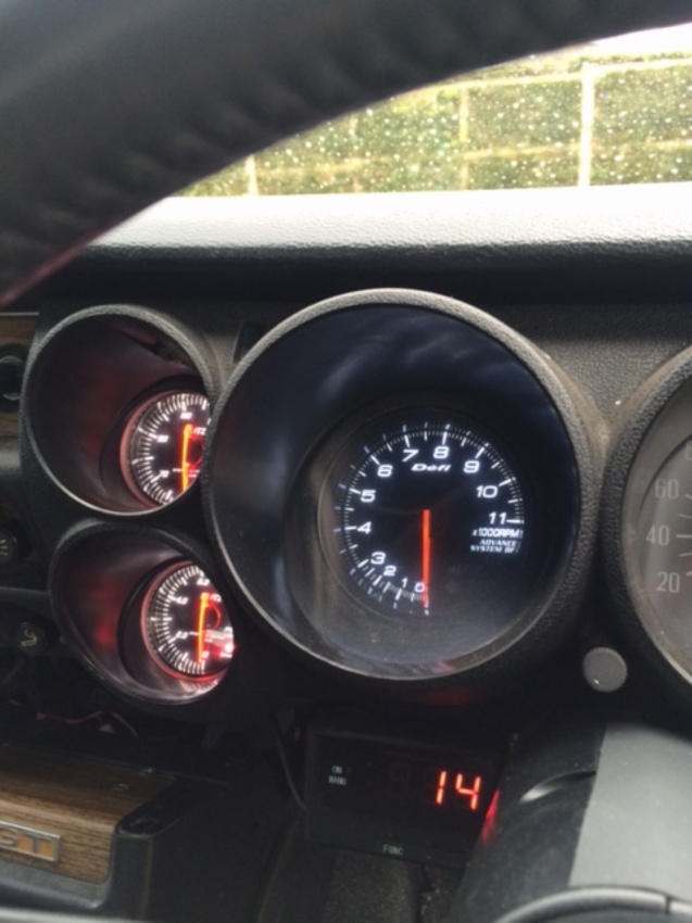 1972 Nissan Skyline KGC10 2000GT coupe GTR replica gauges