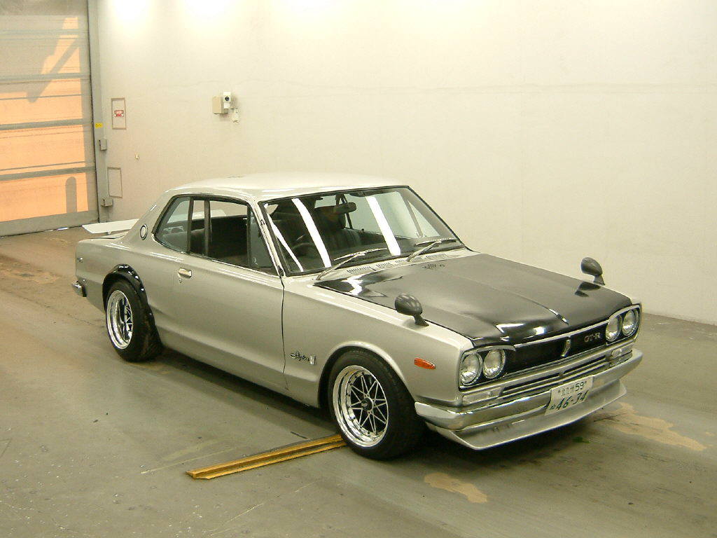 1972 Nissan Skyline KGC10 2000GT coupe GTR replica - Prestige Motorsport