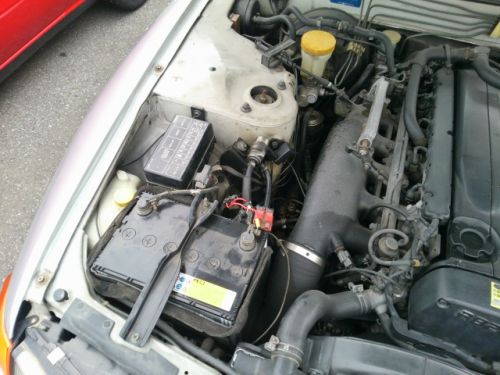 1992 Nissan Skyline R32 GTR silver battery