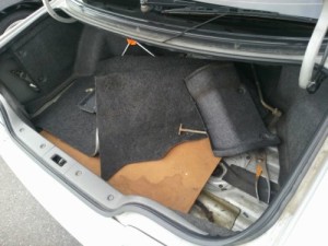 1992 Nissan Skyline R32 GTR silver boot