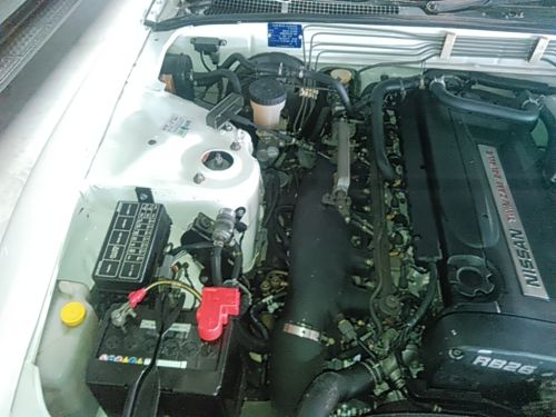 1994 Nissan Skyline R32 GT-R engine bay 2