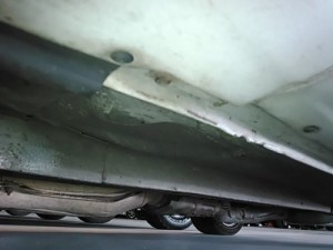 1994 Nissan Skyline R32 GT-R underbody