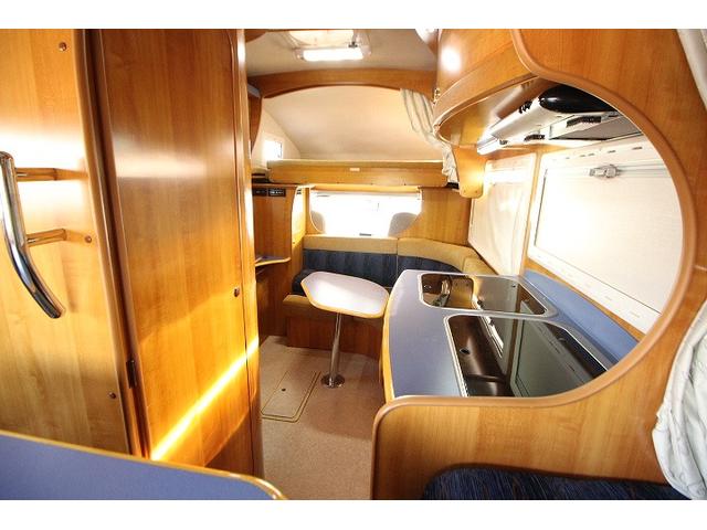 2010 Toyota Camroad motor home interior 2