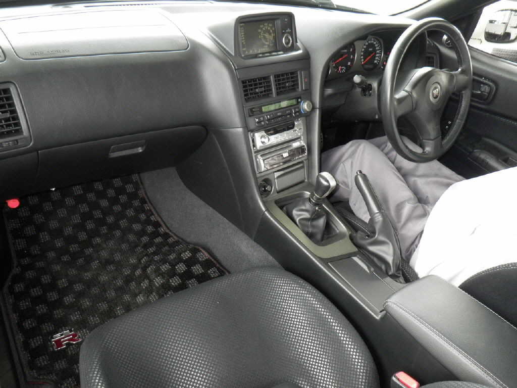 2002 Nissan Skyline R34 GT-R VSPEC2 NUR auction interior