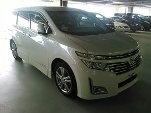 2011 Nissan Elgrand Highway Star Premium 350 4WD right front
