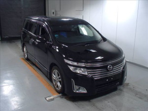 2011 Nissan Elgrand Highway Star Premium 350 4WD black auction front