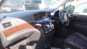 2011 Nissan Elgrand Highway Star Premium 350 4WD black interior 2