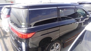 2011 Nissan Elgrand Highway Star Premium 350 4WD black right rear