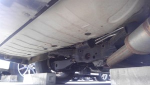 2011 Nissan Elgrand Highway Star Premium 350 4WD black underbody