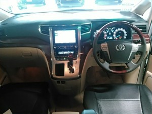 2011 Toyota Vellfire Welcab Sloper wheelchair disability vehicle 2.4V dash