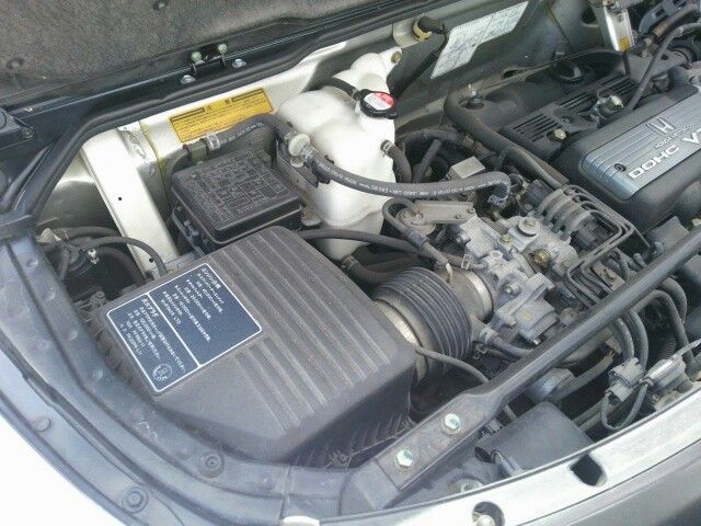 1992 Honda NSX coupe engine bay 7
