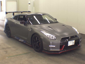 2016 Nissan GT-R NISMO N-Attack Package front