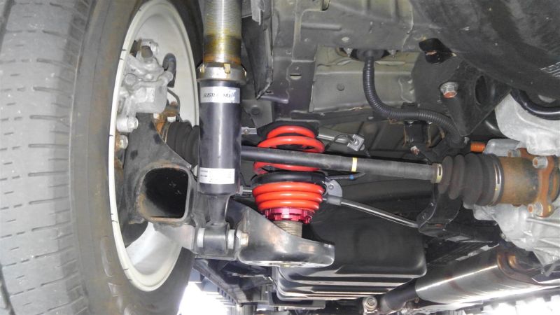 2012 Toyota Vellfire Hybrid ZR suspension 1