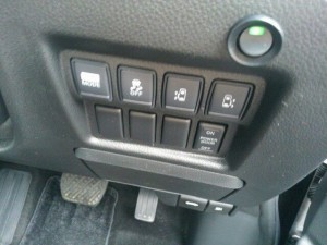 2010-nissan-elgrand-e52-highway-star-350-2wd-black-20