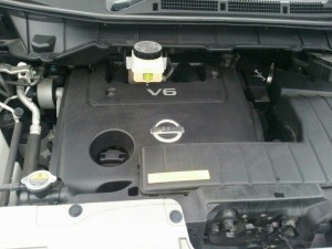 2010-nissan-elgrand-e52-highway-star-350-2wd-engine-3