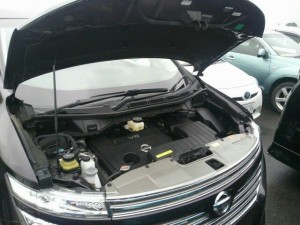 2010-nissan-elgrand-e52-highway-star-350-2wd-engine-4
