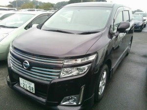 2010-nissan-elgrand-e52-highway-star-350-2wd-front-left