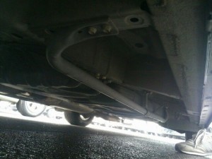2010-nissan-elgrand-e52-highway-star-350-2wd-underbody-6