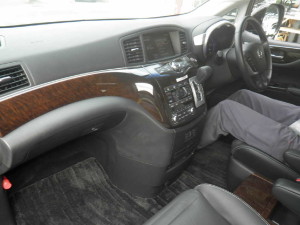 2011-nissan-elgrand-e52-vip-2wd-3-5l-interior