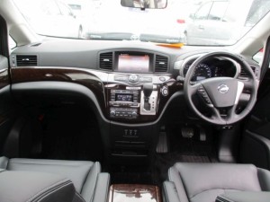 2011-nissan-elgrand-e52-vip-2wd-3-5l-interior-5