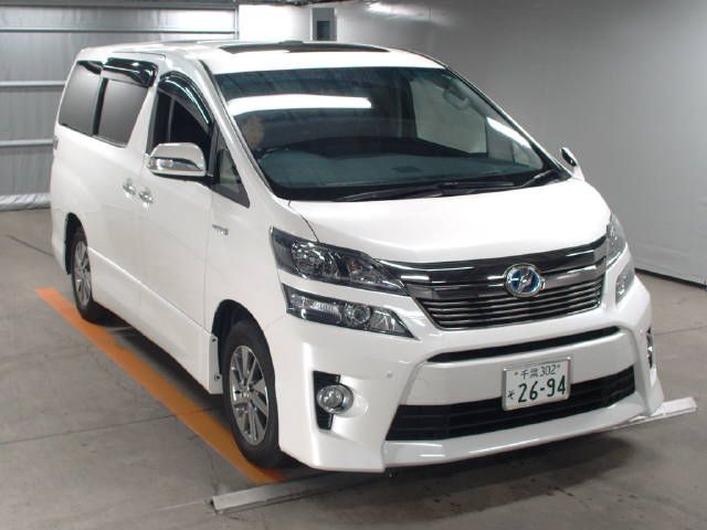 2014-toyota-vellfire-zr-g-edition-auction-front