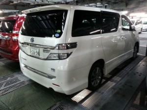 2014-toyota-vellfire-hybrid-zr-g-edition-2-4l-4wd-3