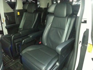 2014-toyota-vellfire-hybrid-zr-g-edition-2-4l-4wd-35