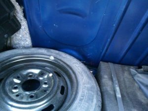 1999 Rover Mini Cooper spare tyre