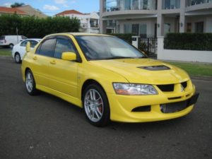2003 Mitsubishi Lancer EVO 8 GSR yellow left front