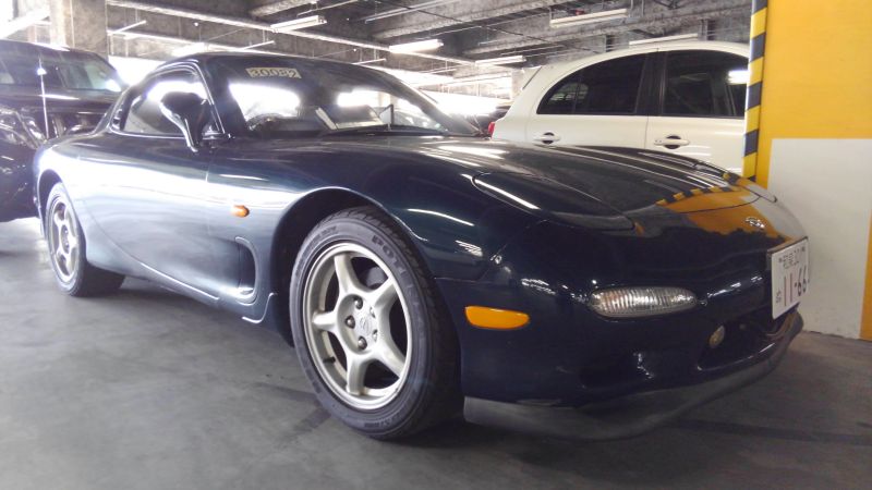 1992 Mazda RX-7 Type R right front 3
