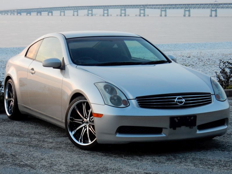 2003 Nissan Skyline V35 350GT coupe right front