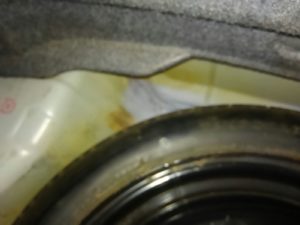 1998 Nissan Skyline R33 GTR rust 3