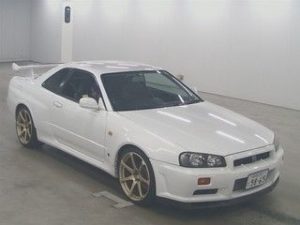 1999 Nissan Skyline R34 GTR auction front